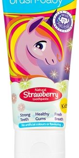 Brush BabyNatural Strawberry dentifricio per bambini con aroma di fragola dai 3 anni in su 50 ml
