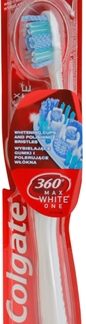 ColgateMax White One 360° spazzolino da denti medium 1 pz