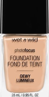 Wet n WildPhoto Focus fondotinta idratante leggero illuminantecolore Nude Ivory 28 ml