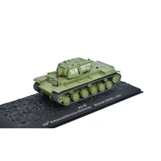 Tank KV-1 1:72 - Ruské tanky časopis s modelem #4 Tank KV 1 - kovový model tanku
