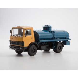 MAZ-5337 AC-9 cisterna 1:43 - Avtoistoria MAZ 5337 AC 9 cisterna - plastový model auta