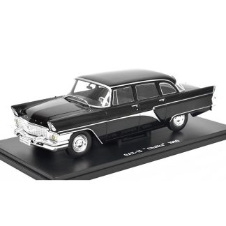 GAZ-13 Chaika - 1960 1:24 - časopis s modelem GAZ 13 Čajka 1960 - kovový model auta