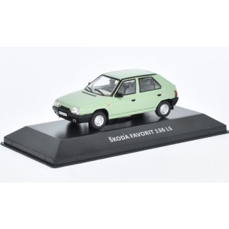 Škoda Favorit 136 LS 1991 1:43 - Kaleidoskop slavných vozů časopis s modelem #36 Škoda Favorit 136LS DeAgostini - kovový model auta