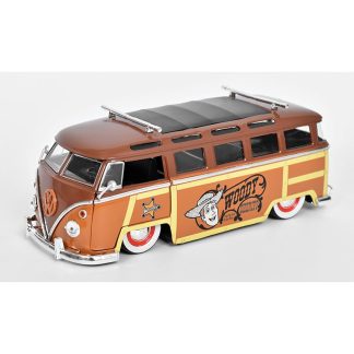 Volkswagen T1 Samba Minibus 1962 s figurkou Woody - Toy Story 1:24 - Jada Toys VW T1 Samba Minibus 1962 s figurkou Woody - Toy Story 1/24