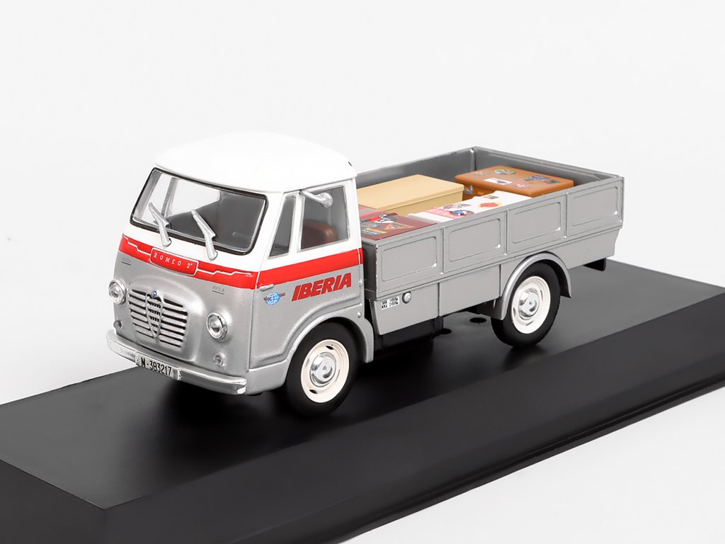 Fadisa Romeo 2 Iberia 1965 ( Alfa Romeo 2 ) 1:43 - Altaya časopis s modelem Fadisa Romeo 2 1965 - kovový model