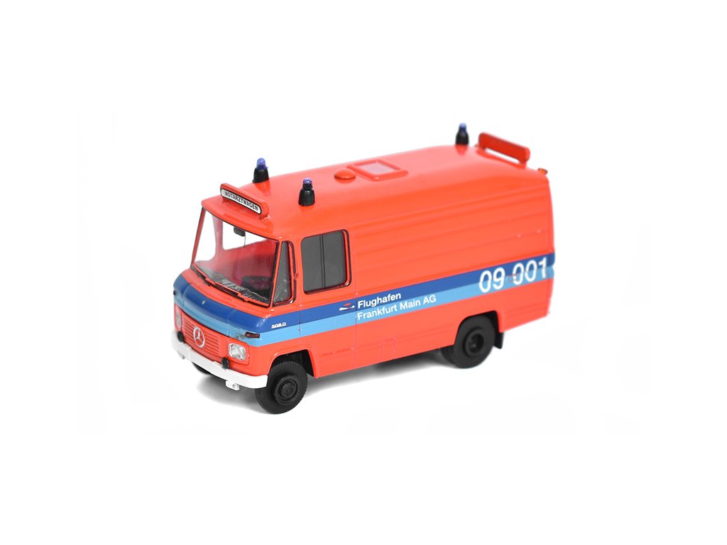Mercedes-Benz L 508 RTW Záchranná služba letiště Frankfurt 1:87 - Brekina Mercedes L 508 RTW Záchranná služba letiště Frankfurt - model auta