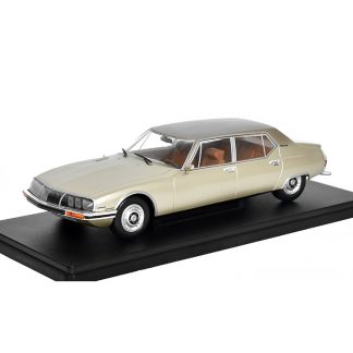 Citroen SM Opera 1971 1:24 Hachette časopis s modelem Citroen SM Opera 1971 - kovový model