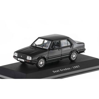 Seat Gredos 1987 1:43 - Hachette časopis s modelem Seat Gredos ( Malaga Ibiza ) 1987 - kovový model auta