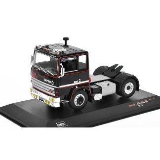 Berliet TR 350 1978 1:43 - IXO Models Berliet TR-350 1978 - kovový model auta