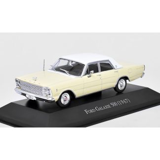 Ford Galaxie 500 1967 1:43 - DeAgostini časopis s modelem Ford Galaxie 500 1967 - kovový model auta