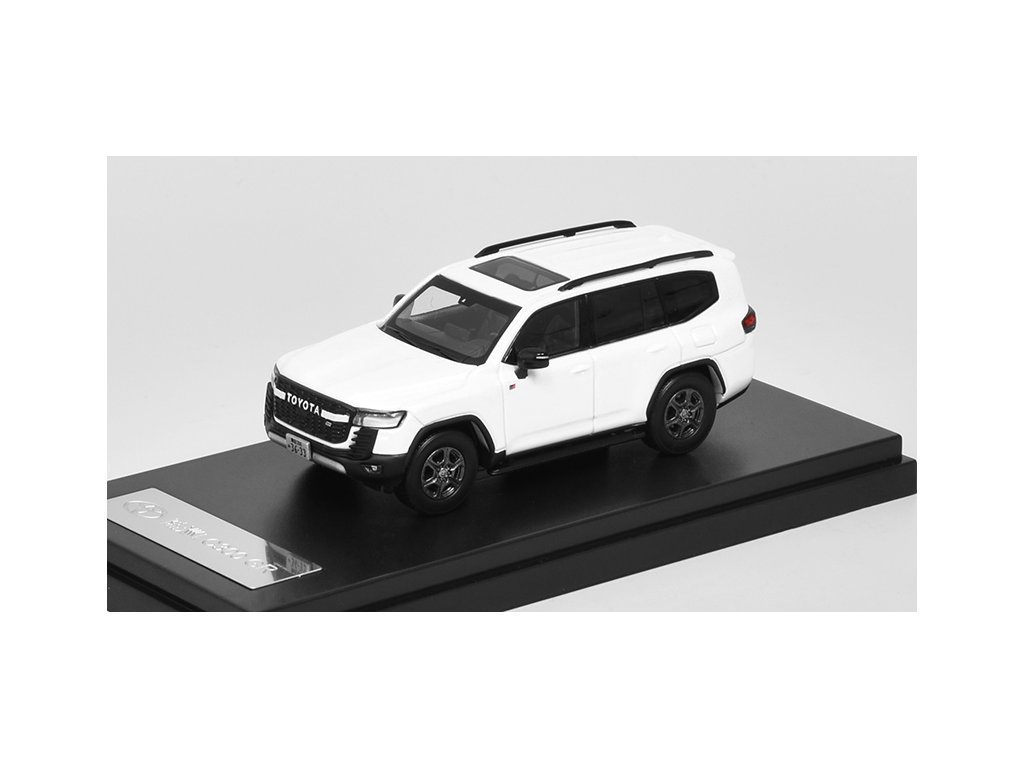 Toyota Land Cruiser LC300 GR Sport bílá 1:64 - LCD Models Toyota Land Cruiser LC 300 GR Sport - kovový model auta