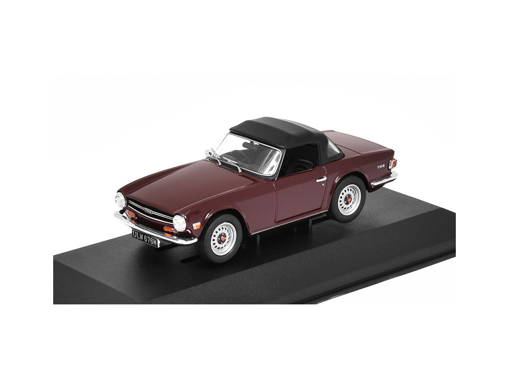 Triumph TR6 RHD 1962 1:43 - CORGI Triumph TR 6 Spider Open RHD - kovový model auta