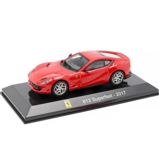 Ferrari 812 Superfast 2017 1:43 - Altaya časopis s modelem Ferrari 812 Superfast 2017 - kovový model auta