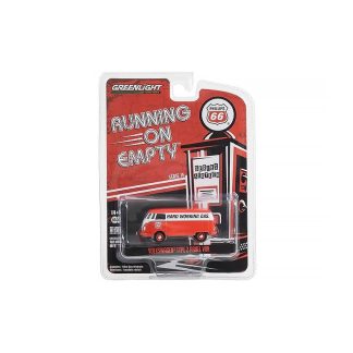 Volkswagen Type 2 Panel Van Hard Working Gas 1:64 - GreenLight VW T2 Minibus Hard Working Gas Phillips 66 Service - kovový model 1/64