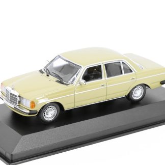Mercedes-Benz 230 E (W123) 1982 písková 1:43 - MAXICHAMPS Mercedes Benz 230E (W123) 1982 - kovový model