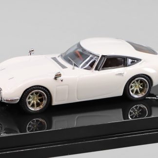 Toyota 2000GT MF10 bílá 1:64 - INNO Models Toyota 2000 GT - kovový model auta