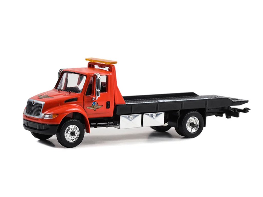International DuraStar Flatbed 1:64 - GreenLight International DuraStar 4400 Car Transporter Indiapolis - kovový model auta