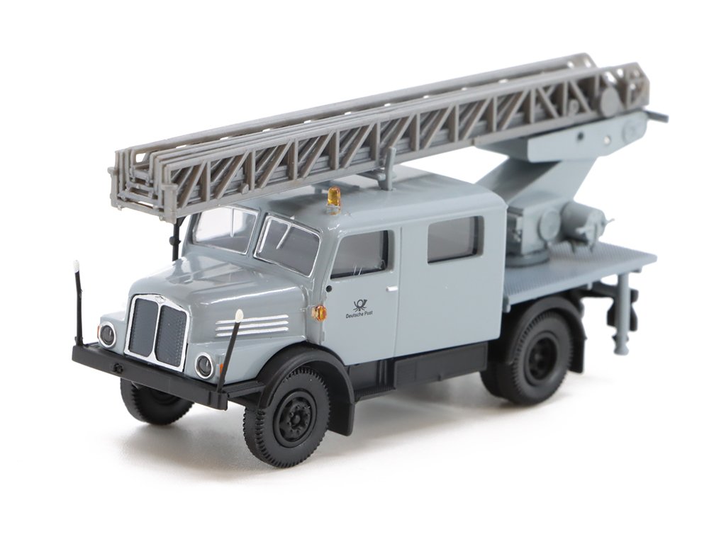 IFA S 4000-1 Bautruppwagen 1:87 - Brekina IFA S 4000-1 German Post 1:87 - model autobusu