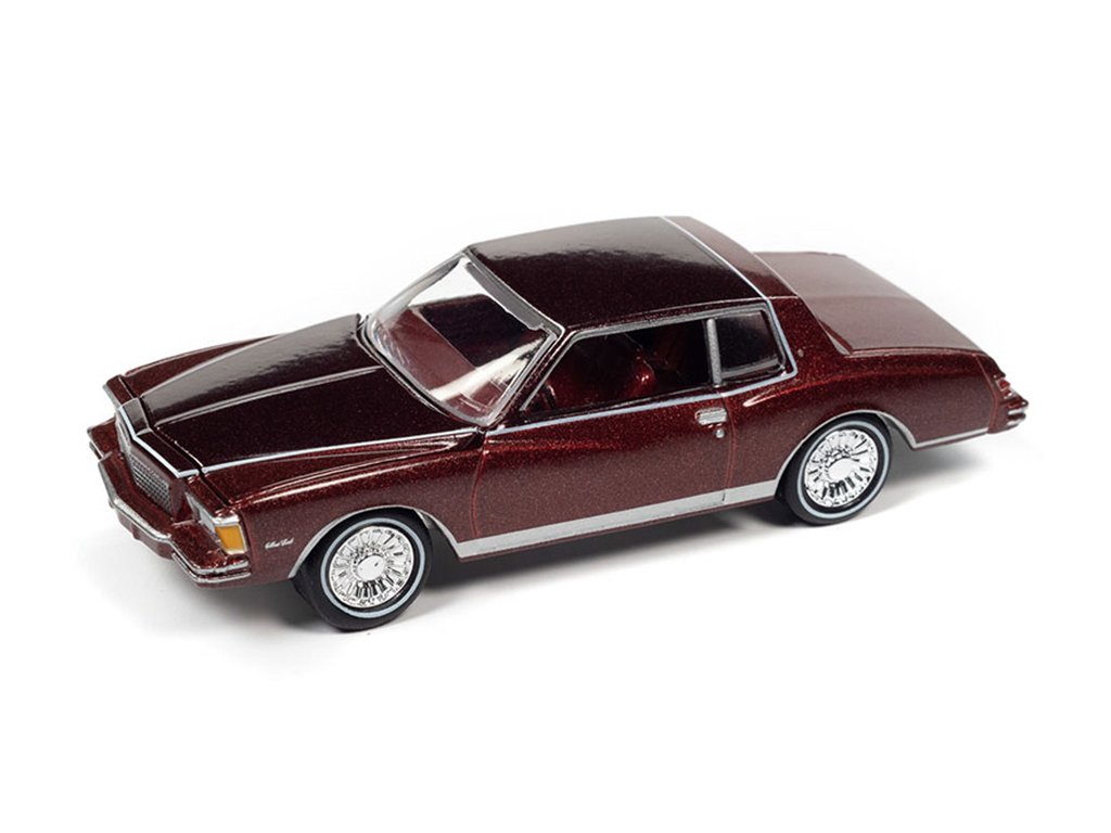 Chevy Monte Carlo 1979 červená 1:64 - Johnny Lightning Chevy Monte Carlo 1979 - sběratelský model autá 1/64