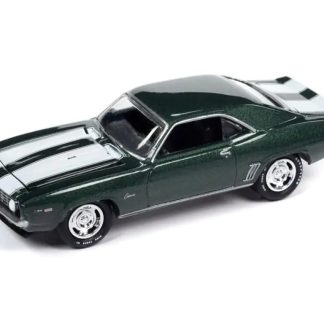 Chevrolet Camaro Z/28 1969 1:64 - Johnny Lightning Chevrolet Camaro Z28 - sběratelský model autá 1/64