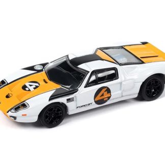 Ford GT #4 2005 1:64 - Johnny Lightning Ford No.4 - sběratelský model autá 1/64