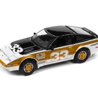 Nissan 300ZX #33 1985 1:64 - Johnny Lightning Nissan 300 ZX - sběratelský model autá 1/64