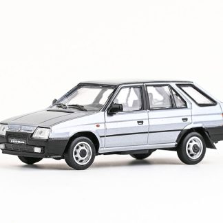 Škoda Forman 1993 Stříbrná Safír Metalíza 1:43 - Abrex Škoda Forman 1993 - kovový model auta 1/43