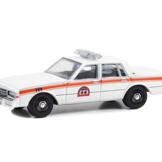 Chevrolet Caprice NYC EMS 1987 1:64 - GreenLight Chevrolet Caprice - kovový model auta 1/64