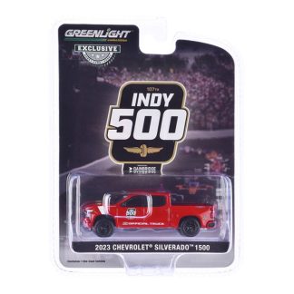 Chevrolet Silverado 1500 2023 červená 1:64 - GreenLight Chevrolet Silverado 1500 - kovový model auta 1/64