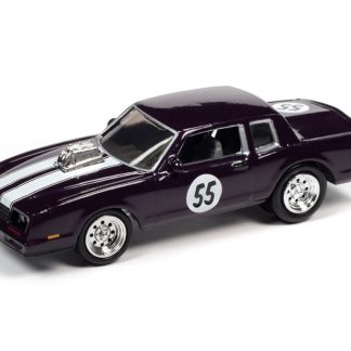 Chevy Monte Carlo #55 1985 1:64 - Johnny Lightning Chevrolet Monte-Carlo No.55 - sběratelský model autá 1/64