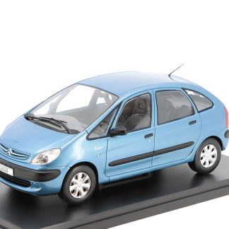 Citroen Xsara Picasso 1:24 - WhiteBox Citroen Xsara Picasso - kovový model auta