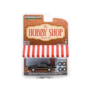 Chevrolet Chevelle Laguna S3 1976 + náhradní kola 1:64 - GreenLight Chevrolet Chevelle Laguna S-3 1976 - kovový model 1/64