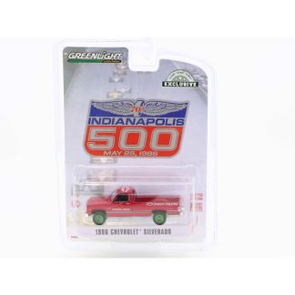 Chevrolet Silverado 1986 zelená kola 1:64 - GreenLight Chevrolet Silverado - kovový model 1/64