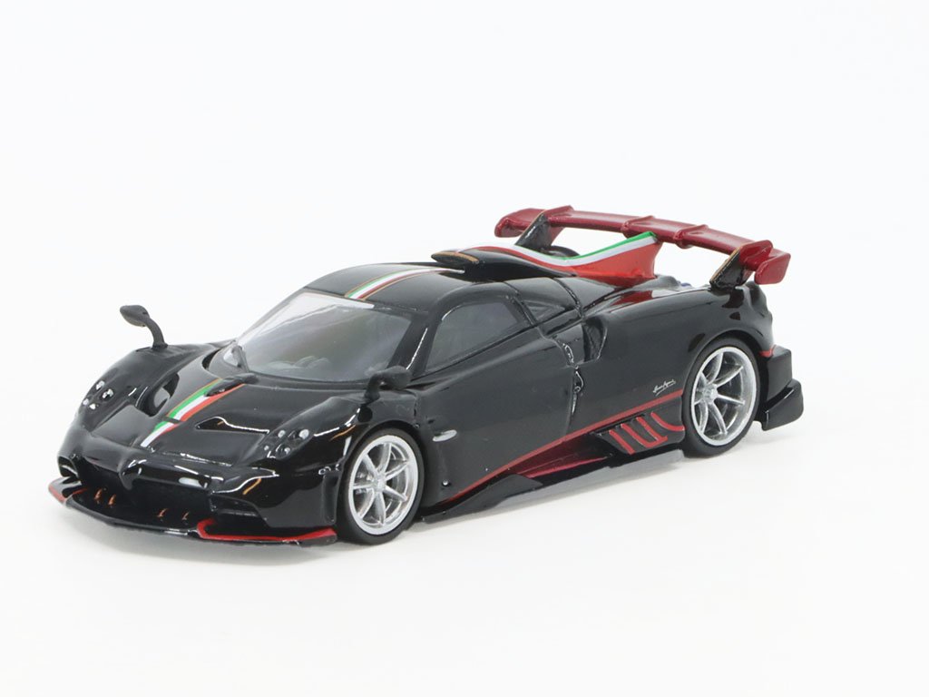 Pagani Imola Nero Oro plastový blistr 1:64 - TARMAC Models Pagani Imola - kovový model auta